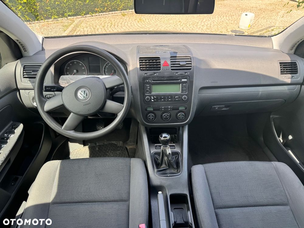 Volkswagen Golf - 19