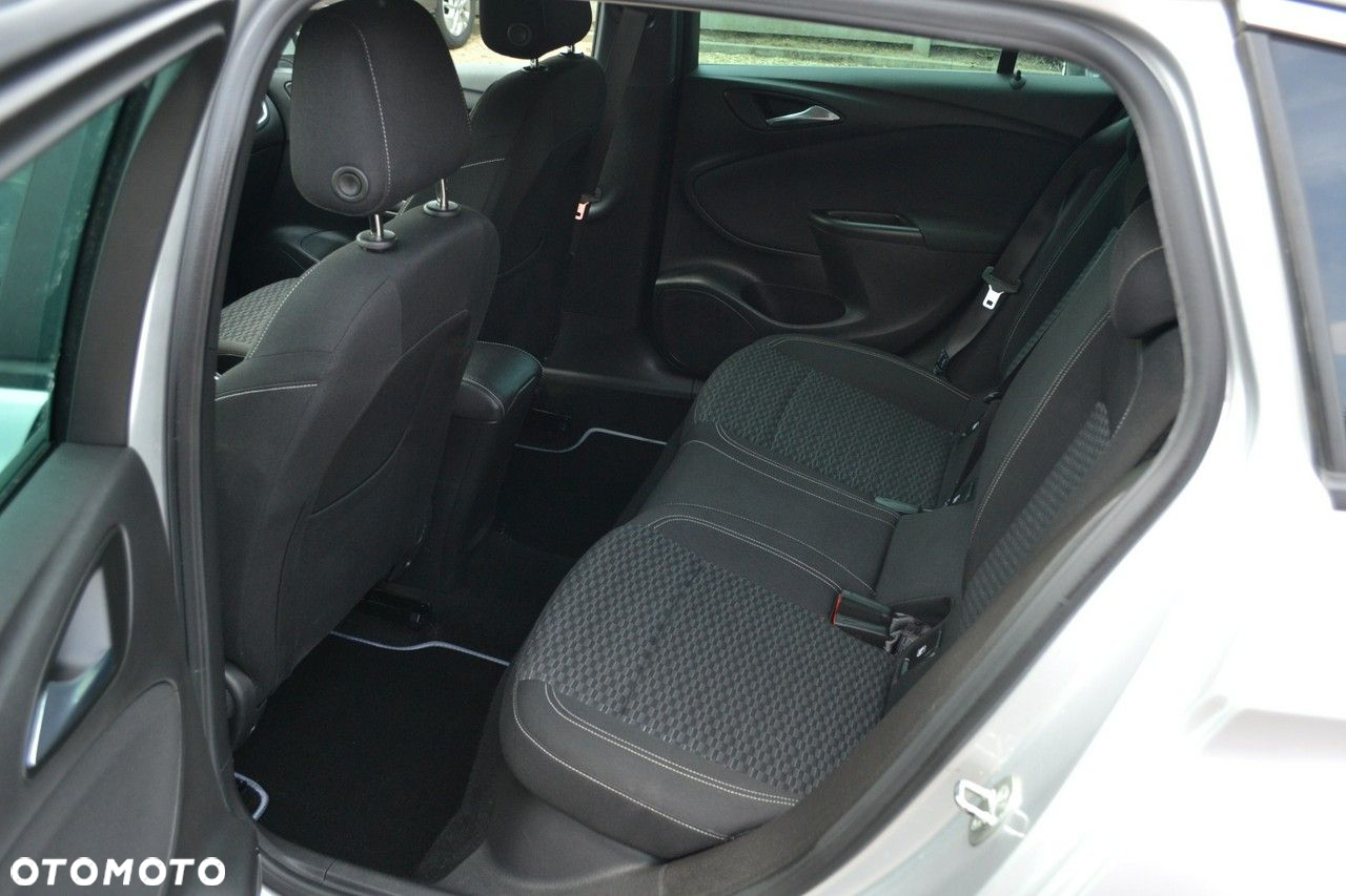 Opel Astra - 7