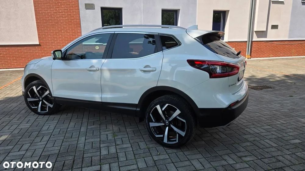 Nissan Qashqai 1.2 DIG-T TEKNA+ - 9