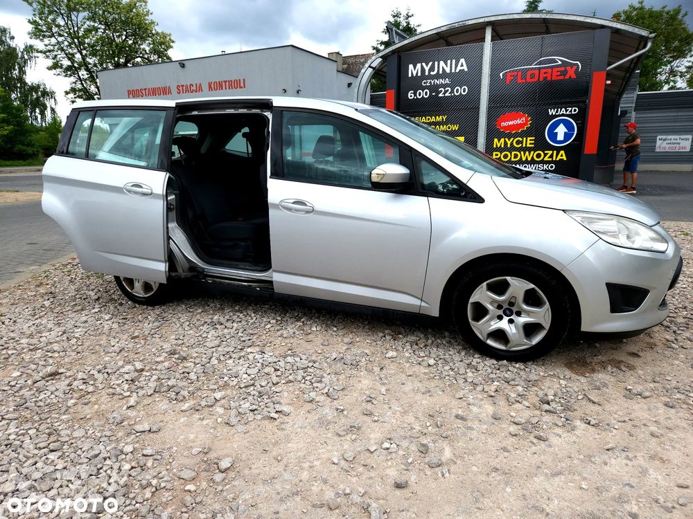 Ford Grand C-MAX - 7