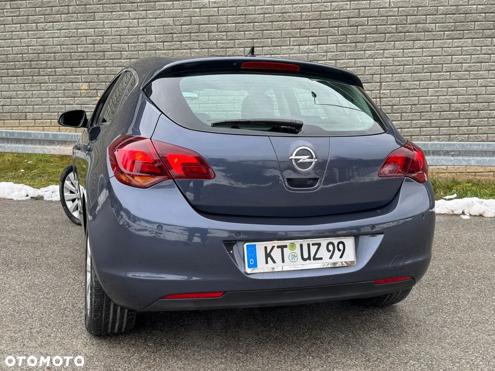 Opel Astra 1.6 Enjoy - 18