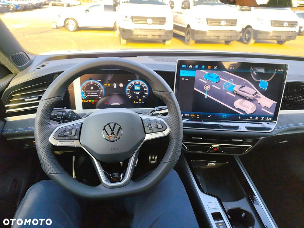 Volkswagen Passat - 13