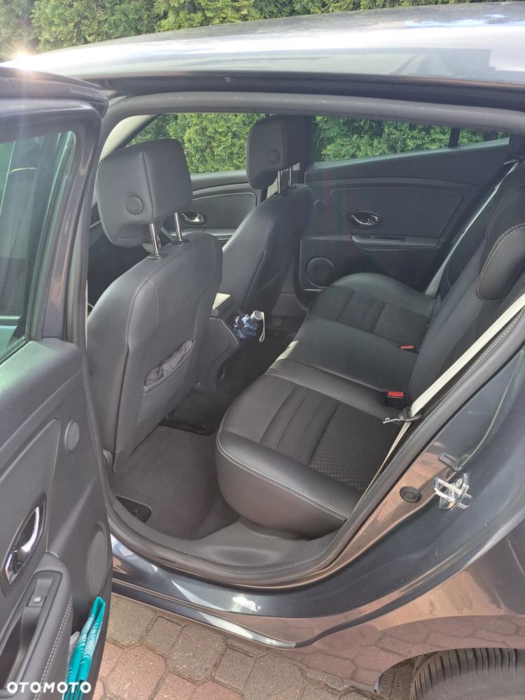Renault Megane 1.6 dCi Energy Bose Edition - 10