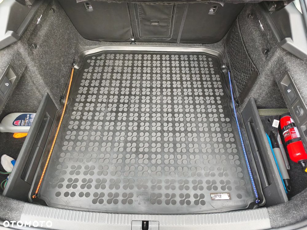 Skoda Superb ver-2-0-tdi-ambition - 26