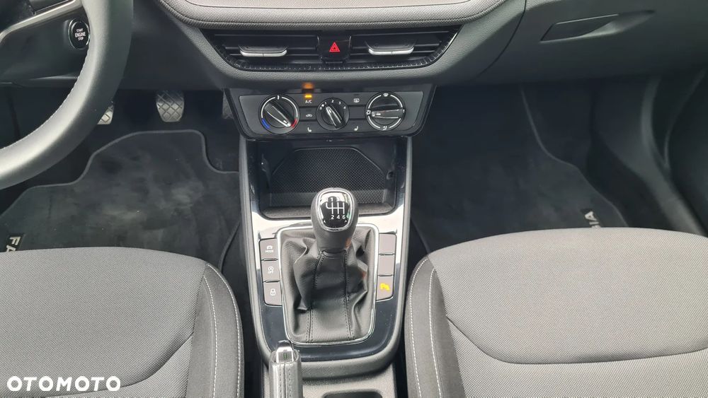 Skoda Fabia 1.0 TSI Selection - 16