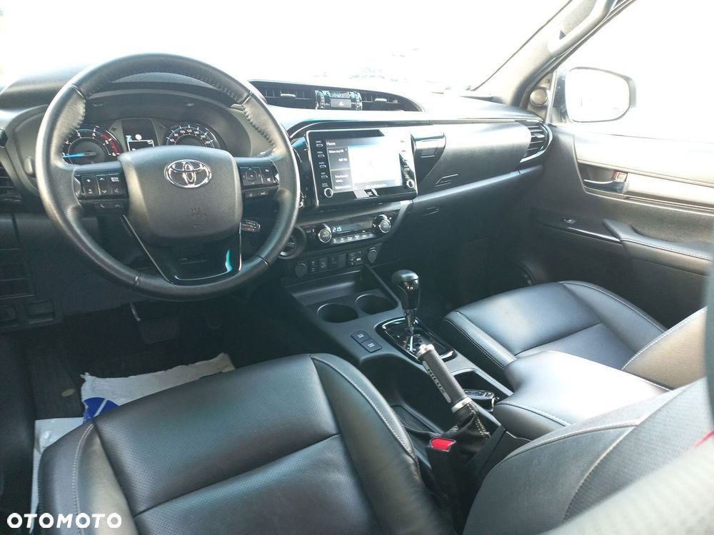 Toyota Hilux 2.8 D-4D Double Cab Invincible 4x4 - 16