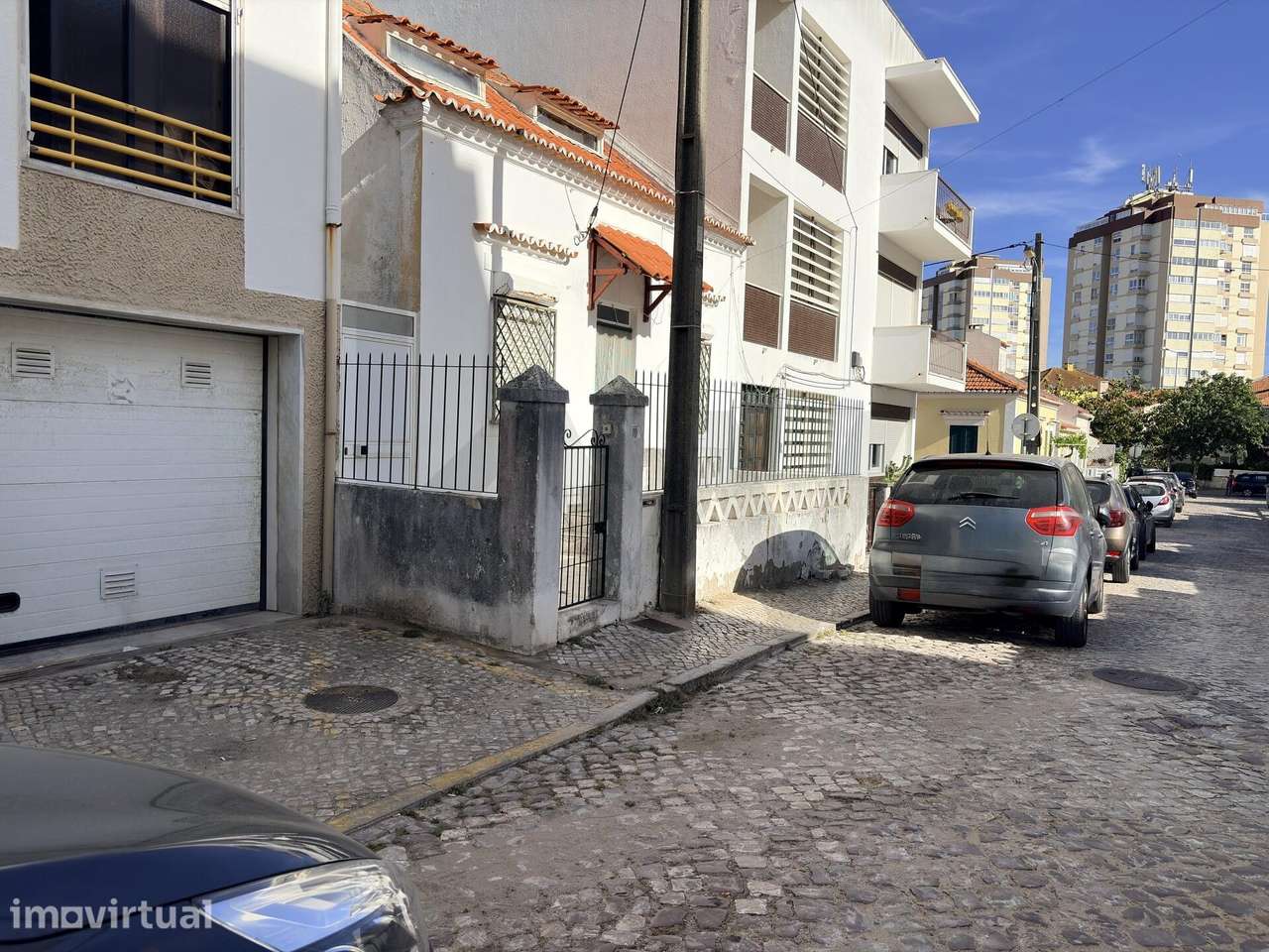 Parqueamento na Costa da Caparica | A 2 minutos da praia - Grande imagem: 2/8