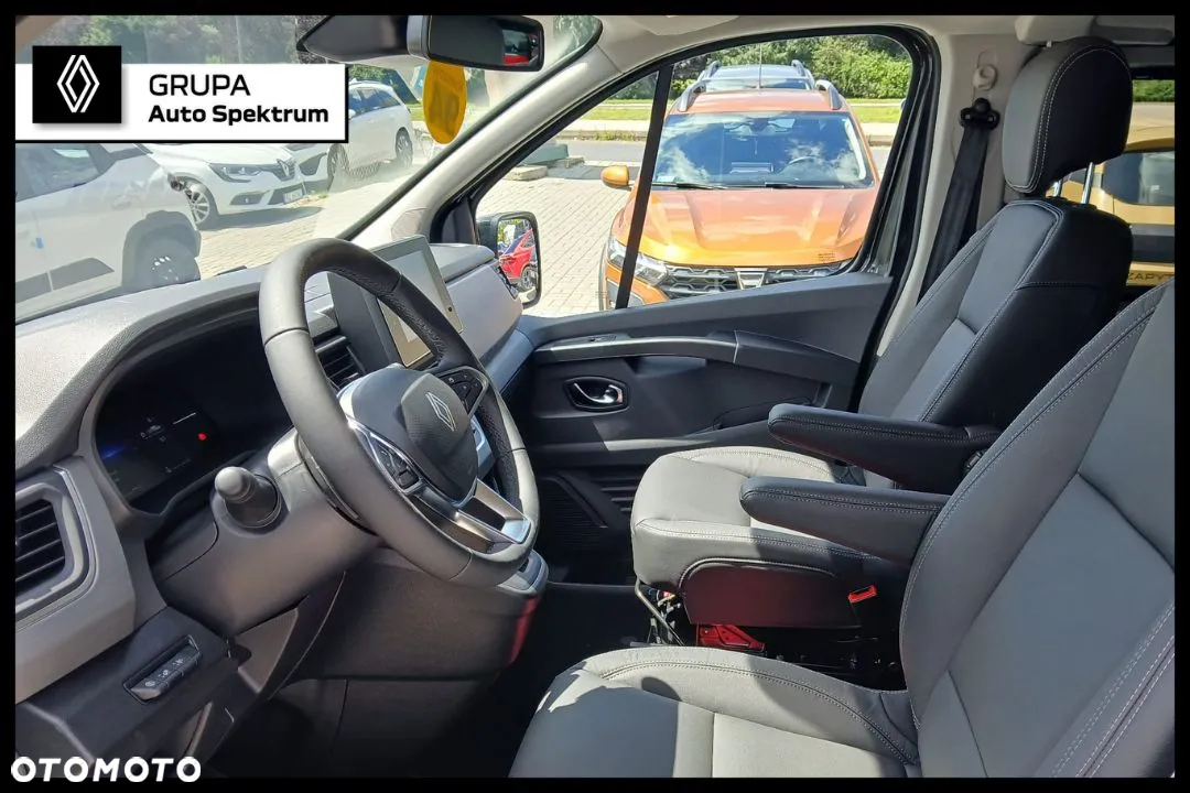 Renault Trafic SpaceClass 2.0 dCi Escapade EDC - 12