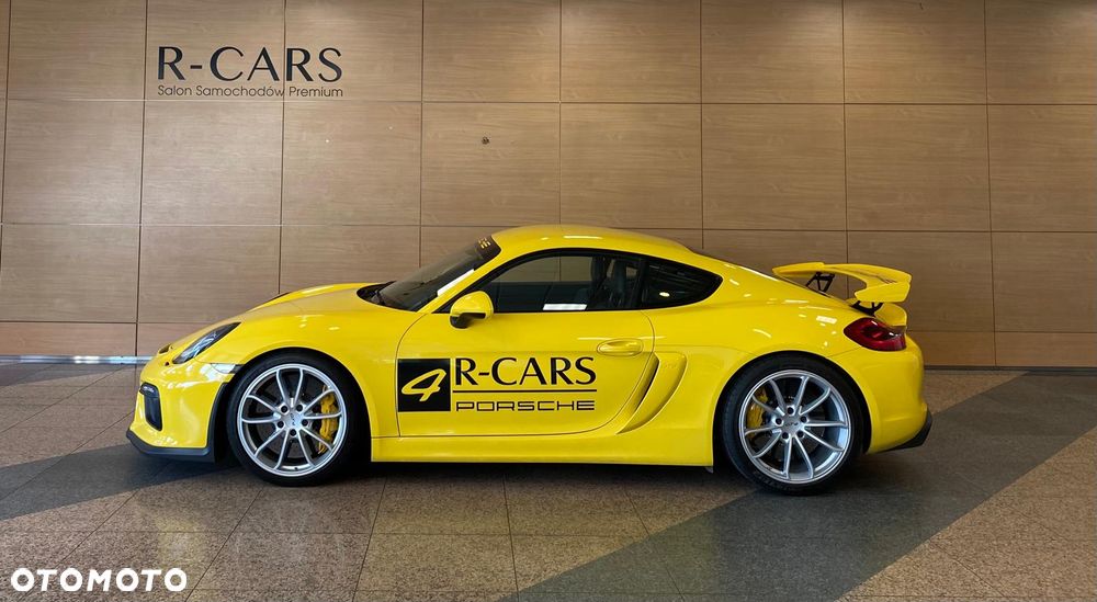 Porsche Cayman GT4 - 5