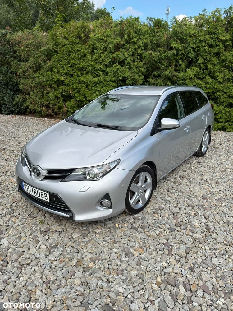 Toyota Auris 2.0 D-4D Prestige - 1