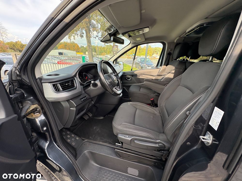 Renault Trafic SpaceClass 2.0 dCi Escapade EDC - 36