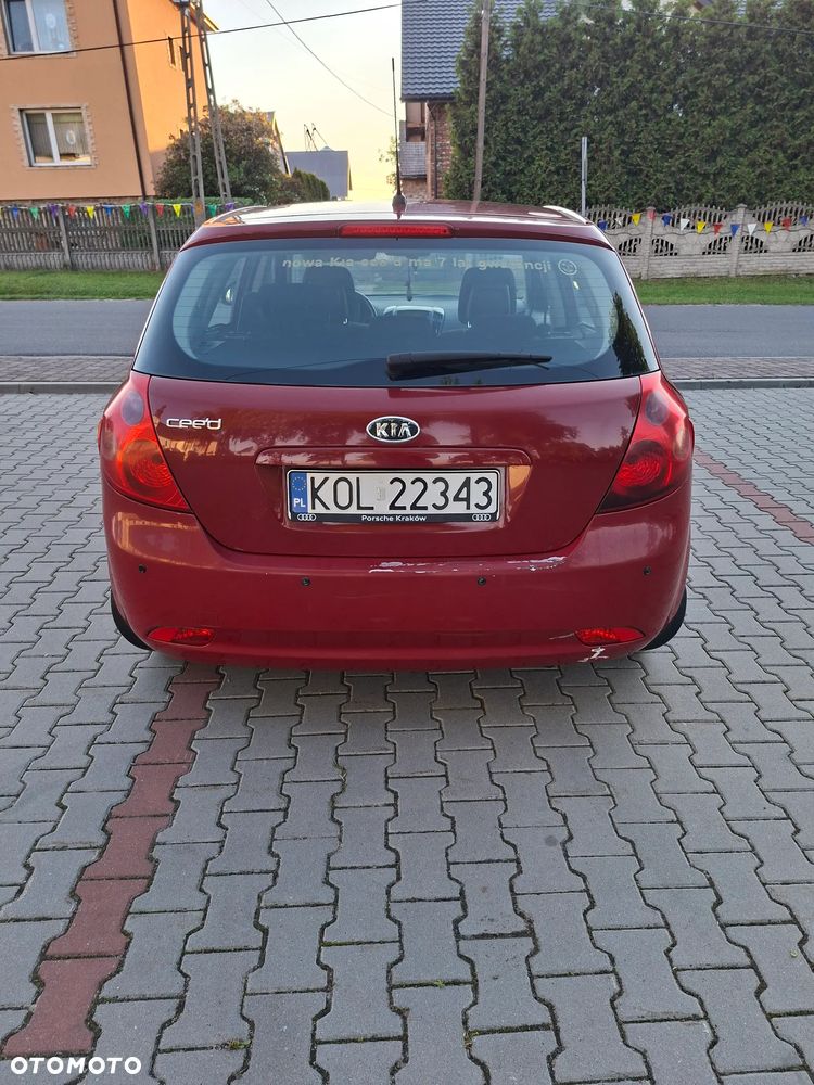 Kia Ceed - 15