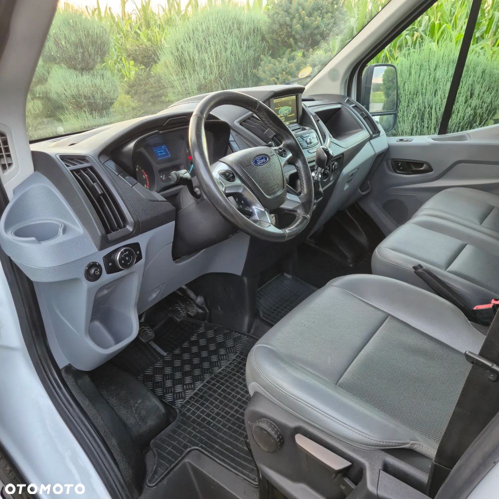 Ford Transit - 9