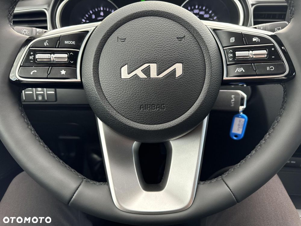 Kia XCeed 1.5 T-GDI M - 22
