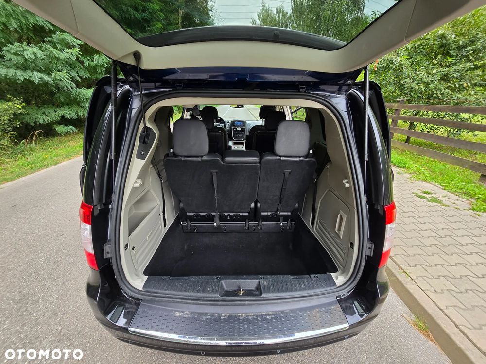 Lancia Voyager 2.8 CRD16v Gold - 27