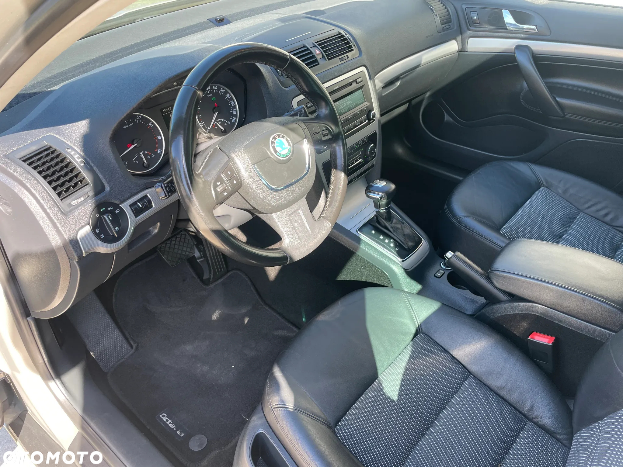 Skoda Octavia 1.8 TSI DSG Elegance - 12