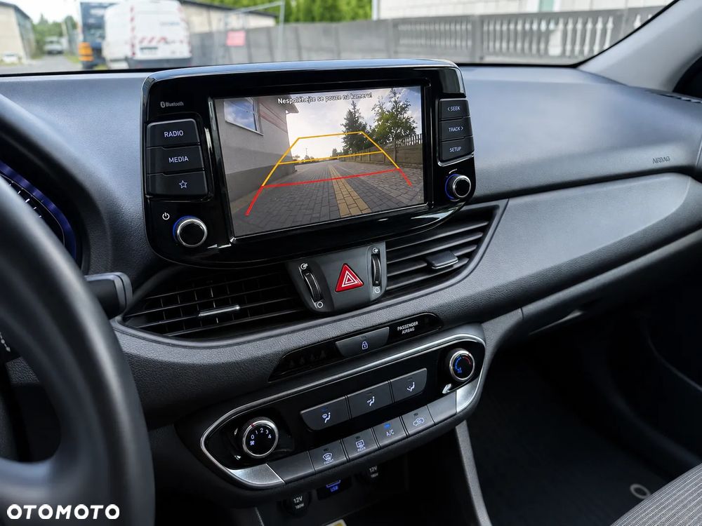 Hyundai i30 1.6 D Comfort - 8