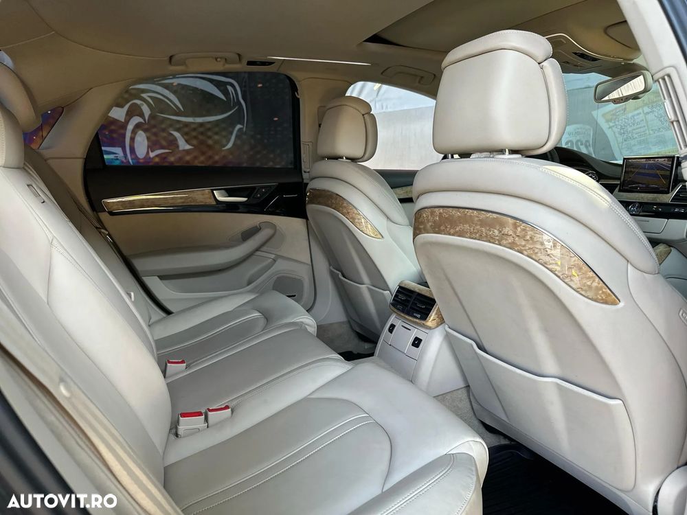 Audi A8 3.0 TDI DPF clean diesel quattro tiptronic - 9