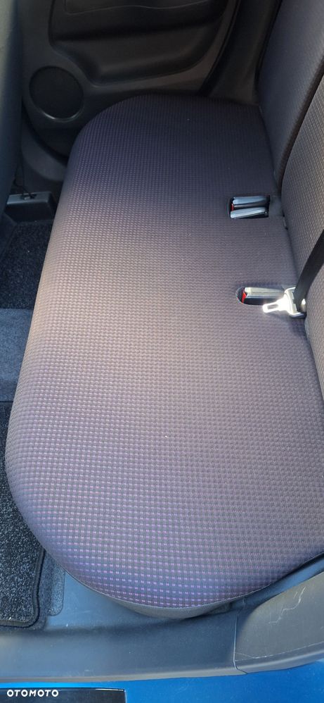 Mitsubishi Space Star - 7