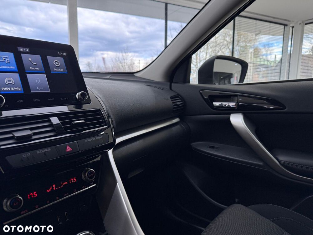 Mitsubishi Eclipse Cross - 28