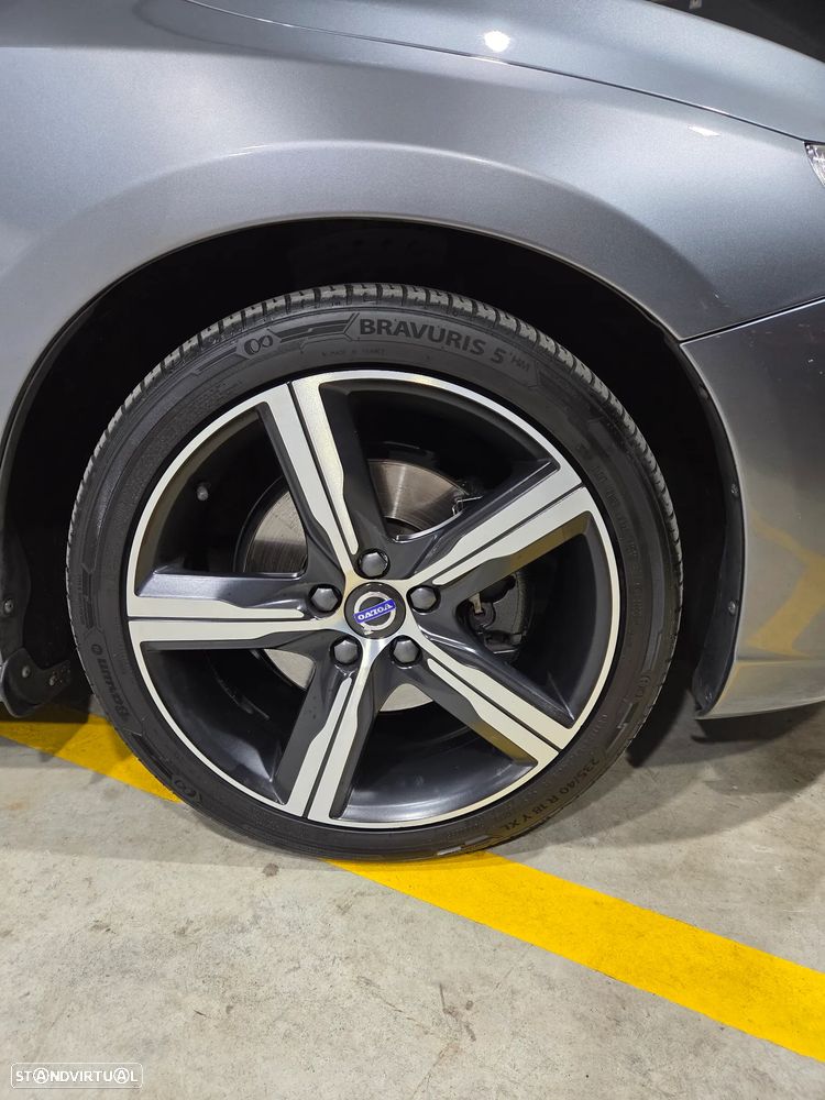 Volvo S60 2.0 D4 R-Design Momentum Geartronic - 17