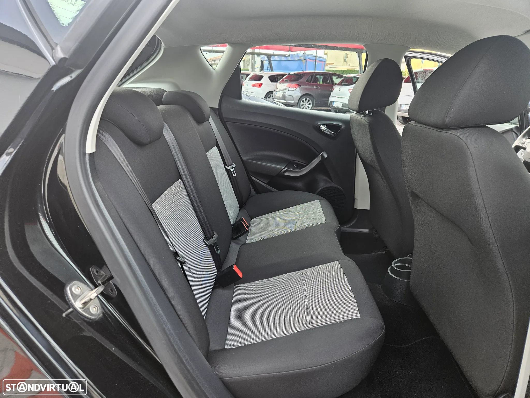 SEAT Ibiza 1.0 Reference - 16