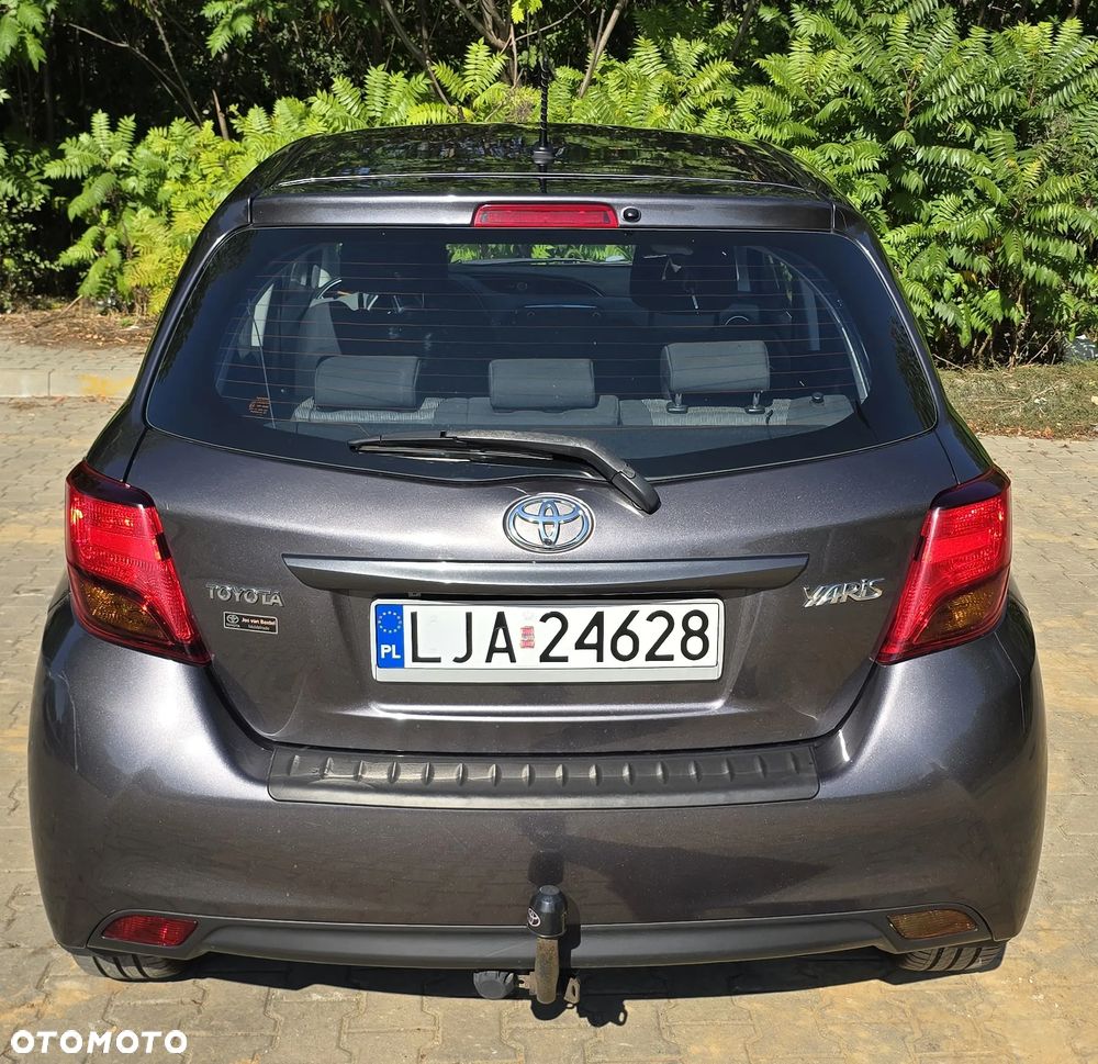 Toyota Yaris - 11