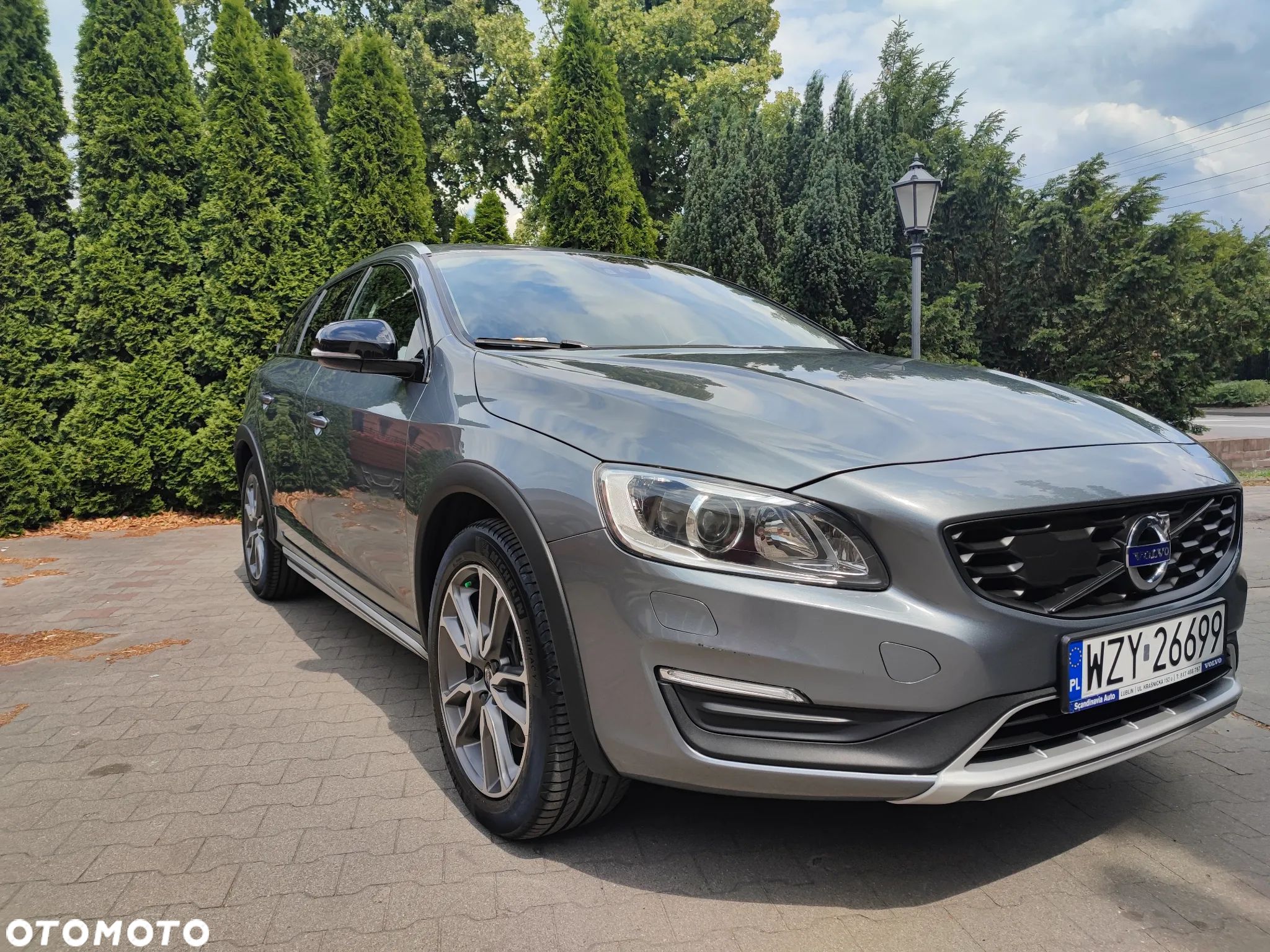 Volvo V60 T5 Drive-E Summum - 1