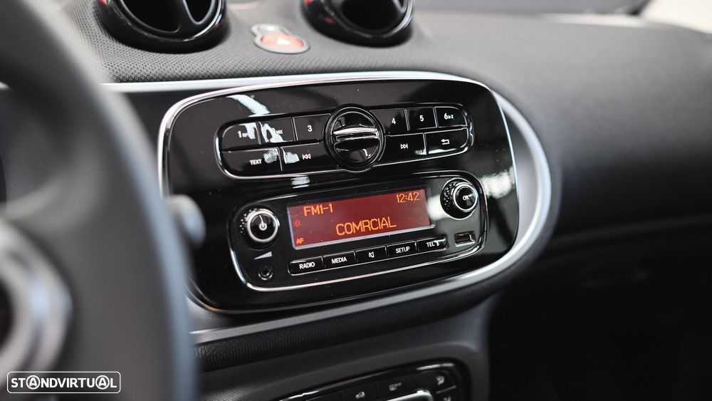 Smart Fortwo Cabrio EQ passion - 30