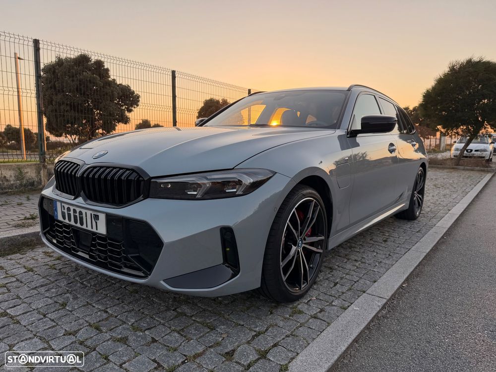 BMW 330 e Pack Desportivo M Auto - 3