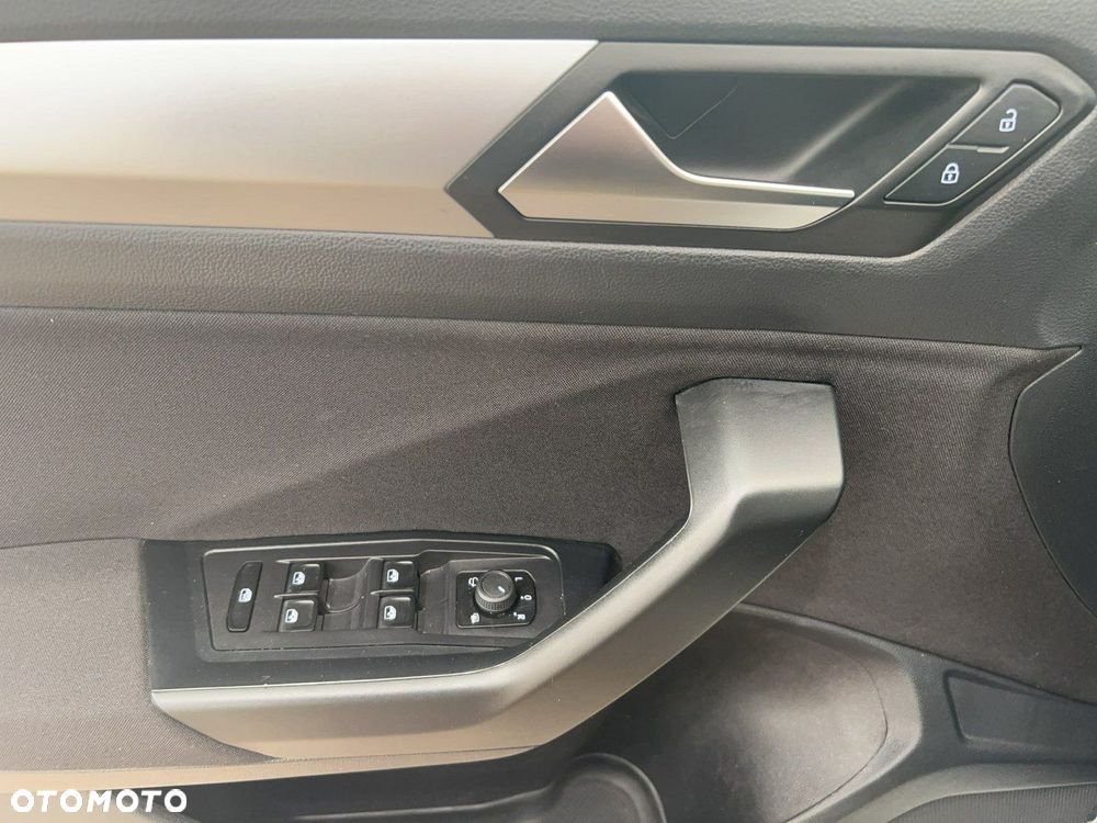 Volkswagen T-Roc 1.5 TSI Life - 13