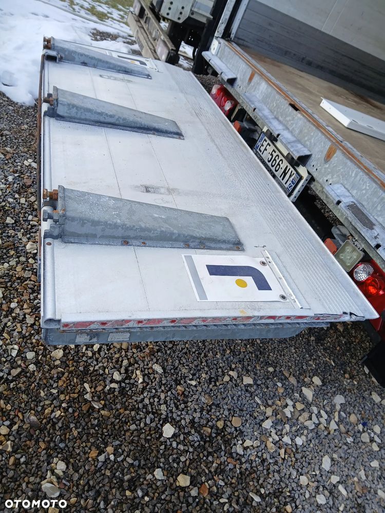 Schmitz Cargobull Izoterma / BOX / Kurierka / Roleta / Bezwypadkowa / Nowe opony - 6