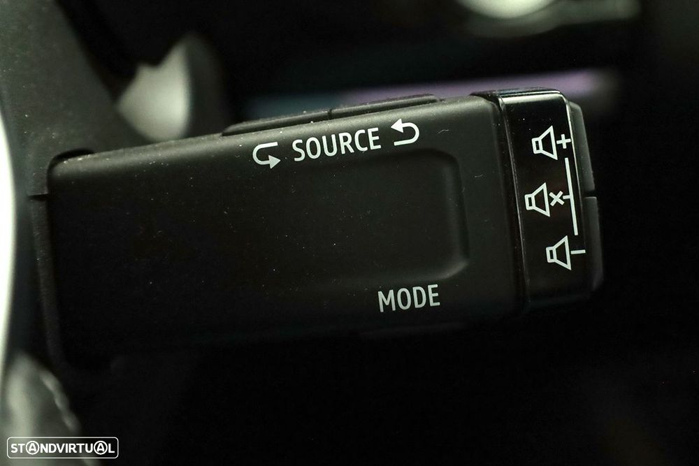 Renault Arkana 1.6 E-Tech R.S.Line - 19