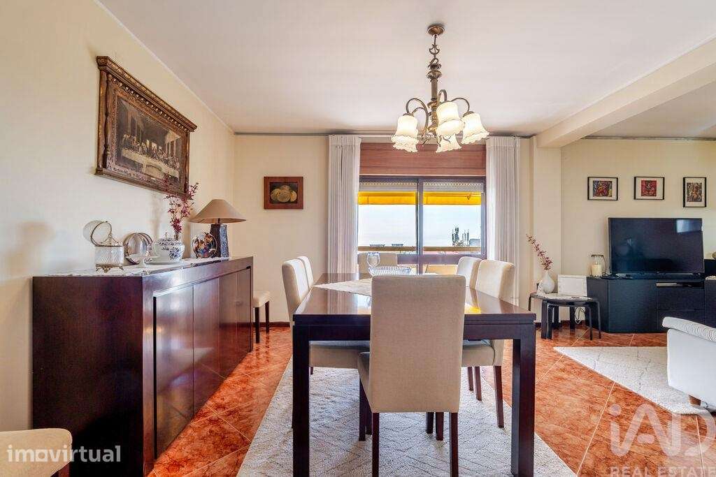 Apartamento T5 em Mafamude e Vilar do Paraíso - Grande imagem: 4/34