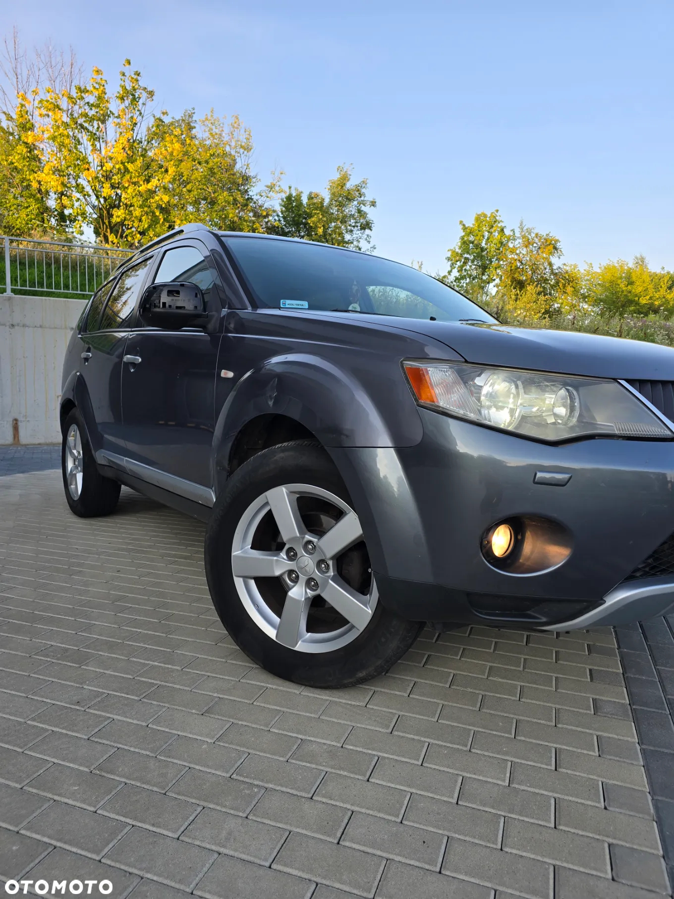 Mitsubishi Outlander - 6