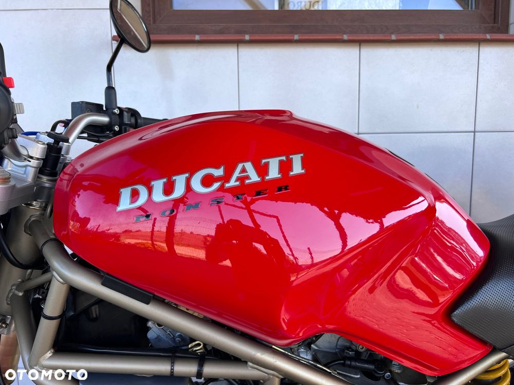 Ducati Monster - 36