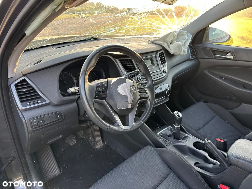 Hyundai Tucson 2.0 CRDi 4WD Advantage - 10