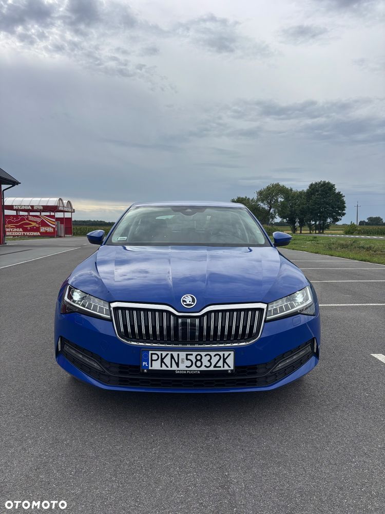 Skoda Superb 2.0 TDI Ambition DSG - 2