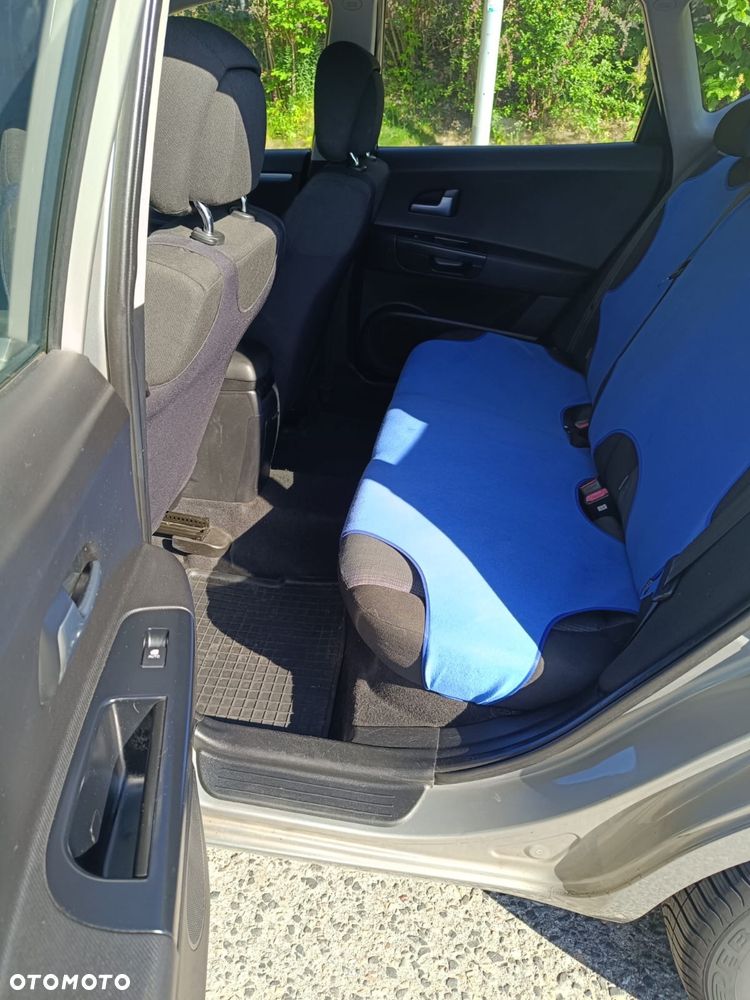 Kia Ceed - 6