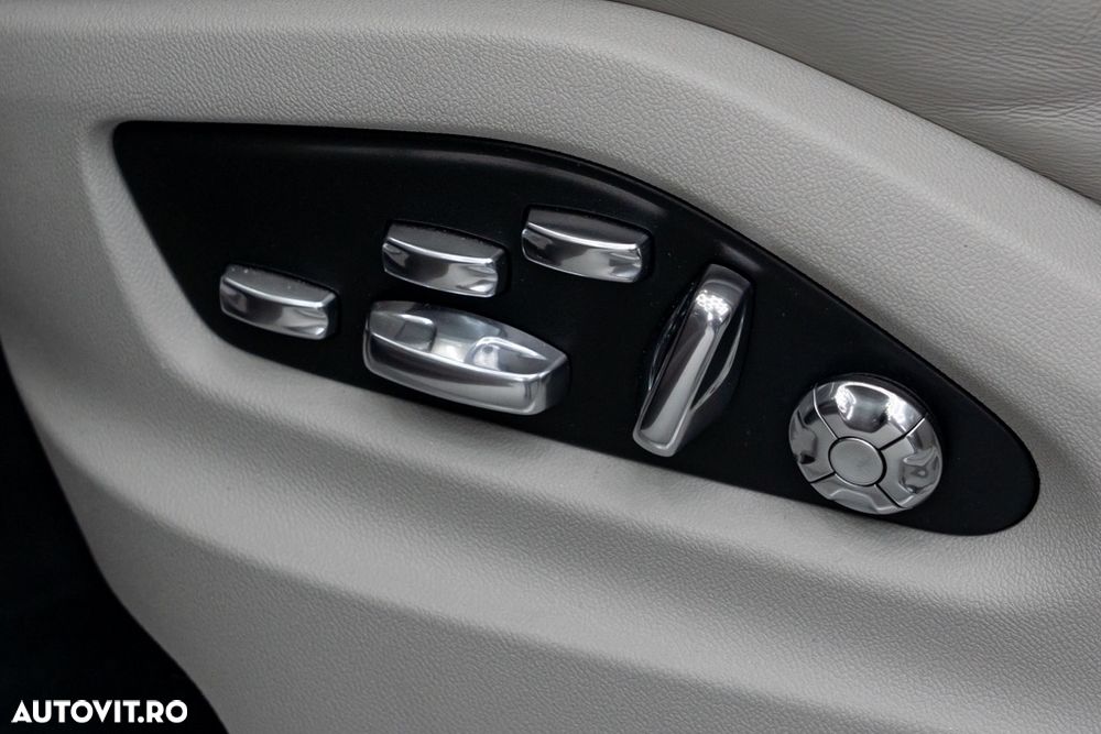 Porsche Cayenne Turbo - 14