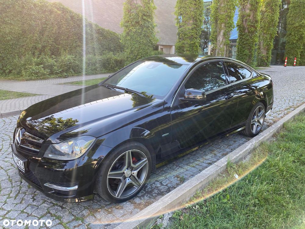 Mercedes-Benz Klasa C 180 Coupe BlueEFFICIENCY - 2