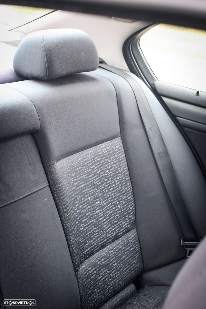 BMW 320 d - 8
