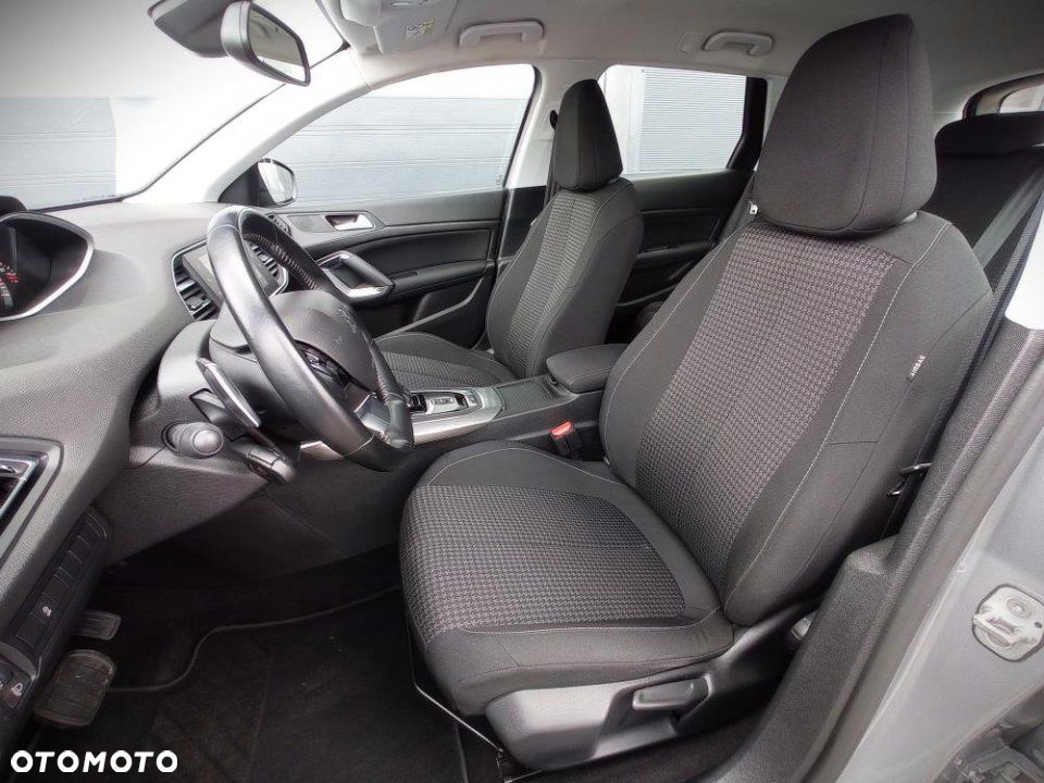 Peugeot 308 - 11