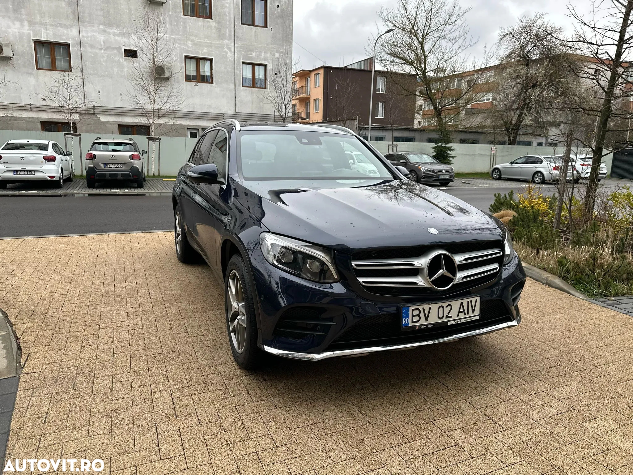Mercedes-Benz GLC 250 d 4MATIC - 4