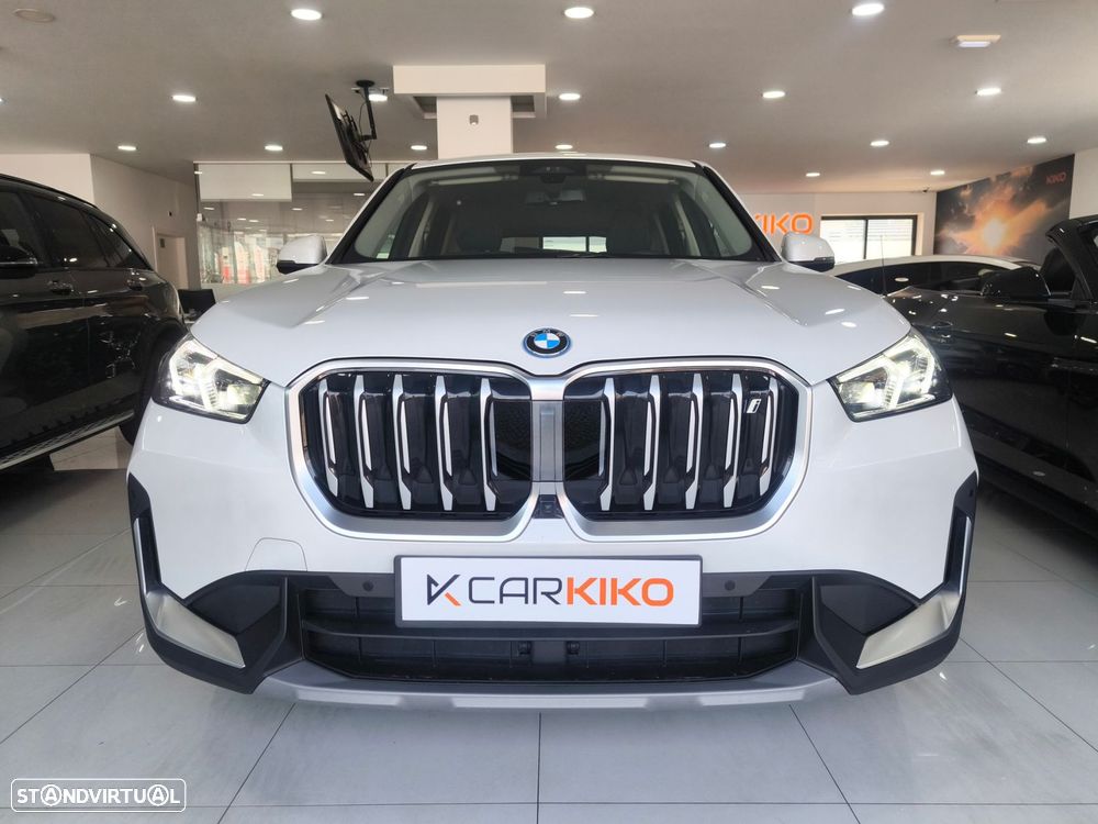 BMW iX1 xDrive30 - 3