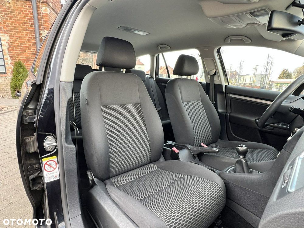 Volkswagen Golf - 12