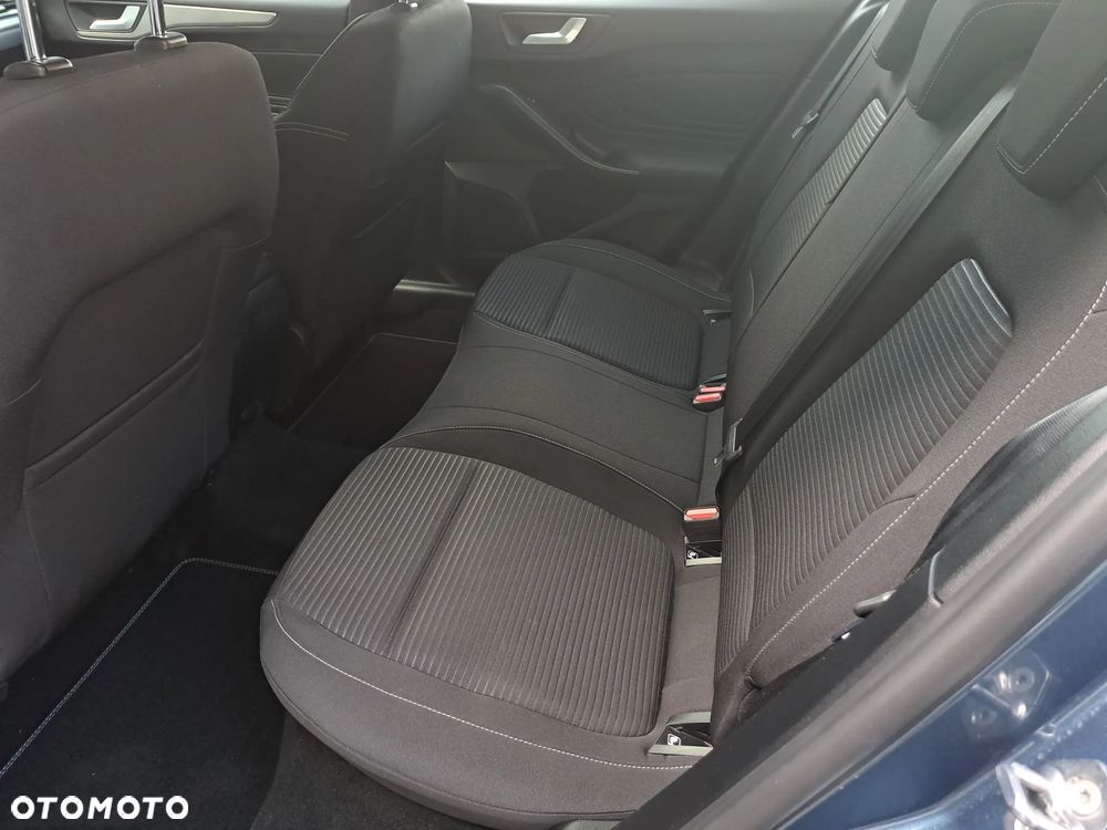 Ford Focus 1.0 EcoBoost mHEV Titanium - 16
