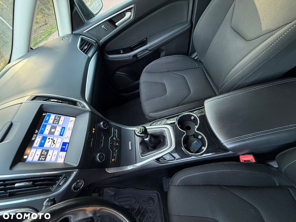 Ford S-Max 2.0 EcoBlue Titanium - 12