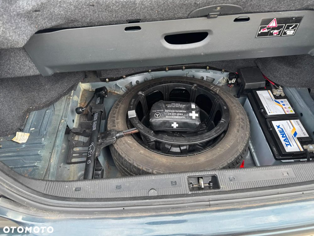 Mercedes-Benz CLK - 17