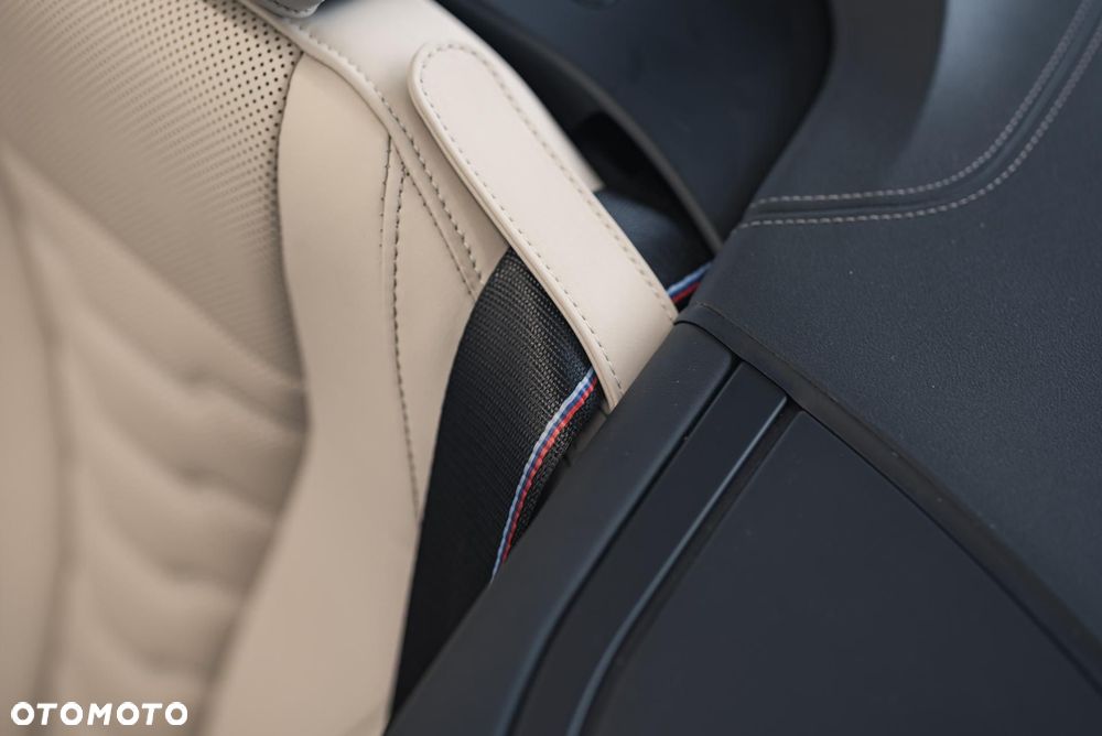 BMW Seria 8 M850i xDrive - 36